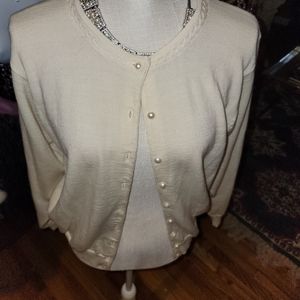 Vintage Wool sweater ♡ PEARL buttons ♡ darling medium casual corner